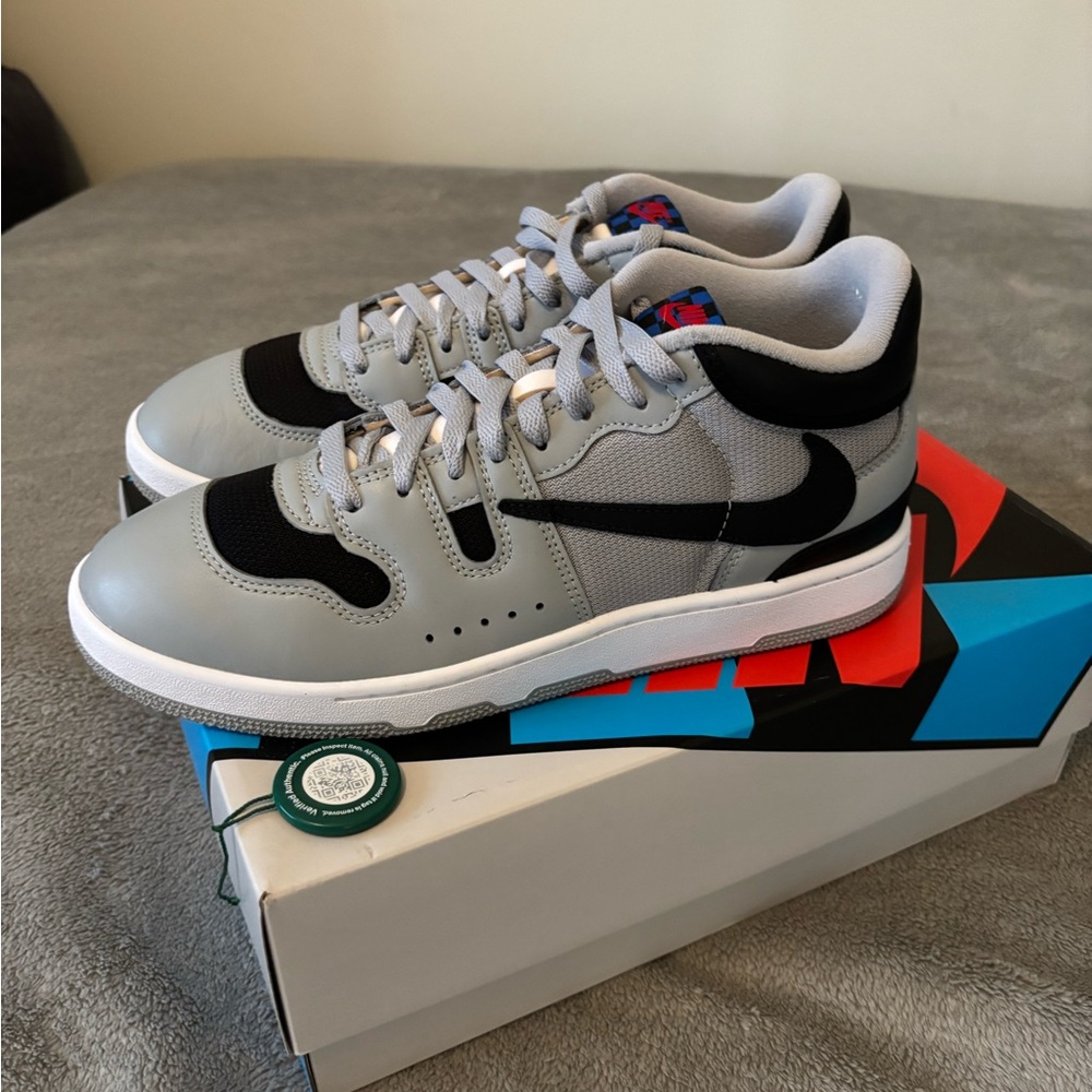 Nike Travis Scott Mac Attack Size 10.5